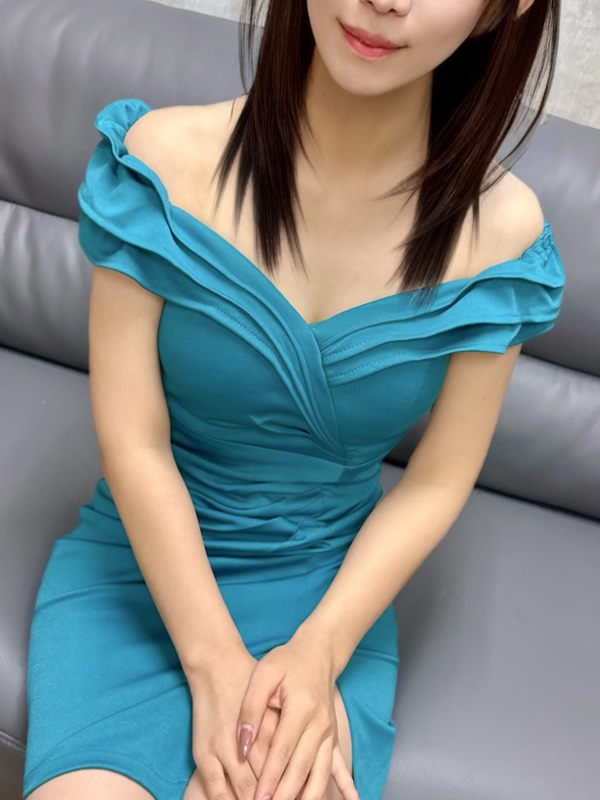 妃菜（ひな）